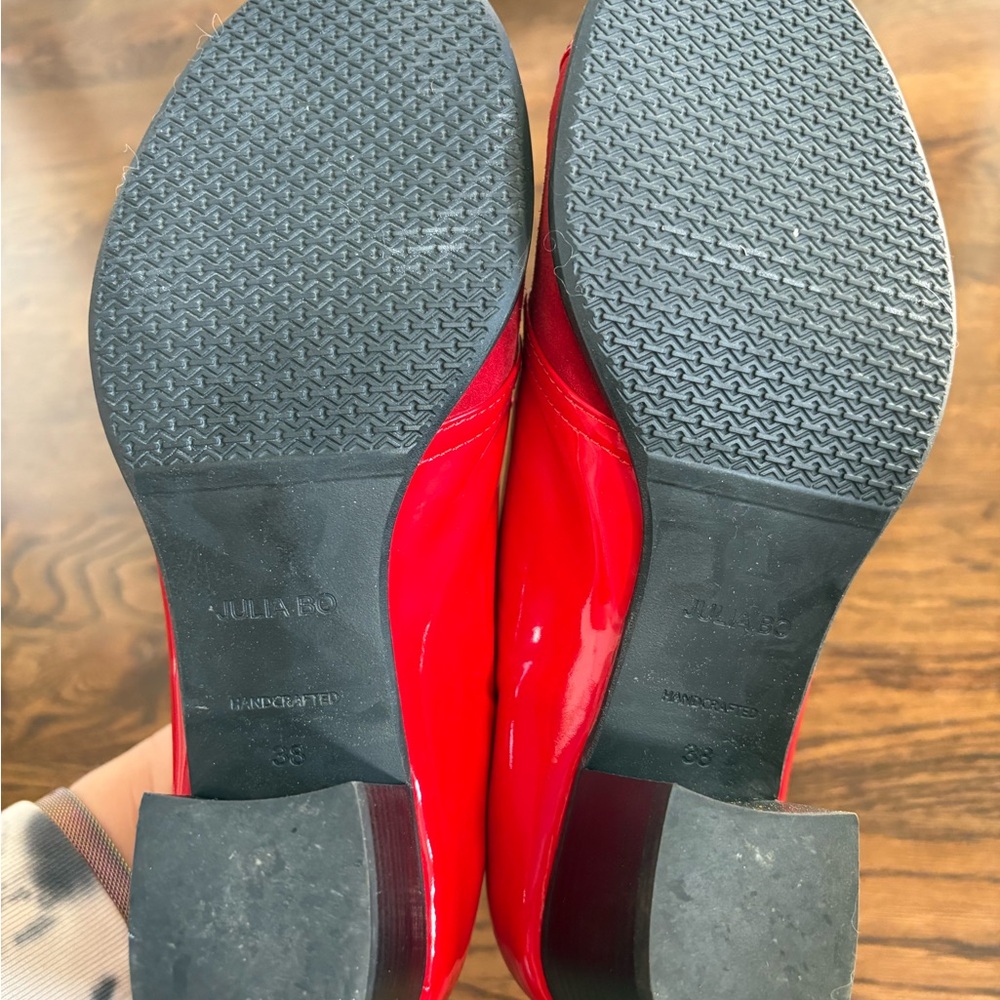 Elegant Red Women's Heeled Oxfords - Picture 4 of 4